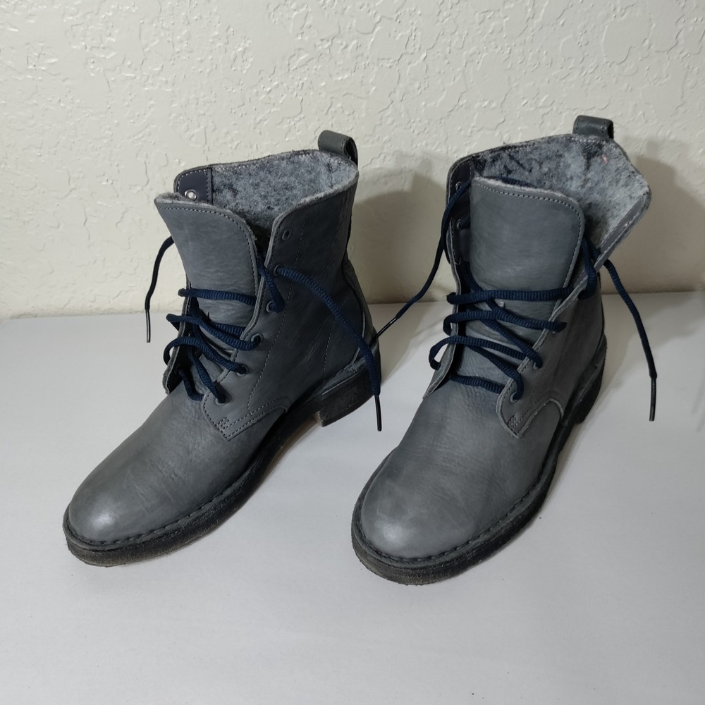 Clarks Originals Womens Grey Leather Lace Up Boots 261190674070 Size 7